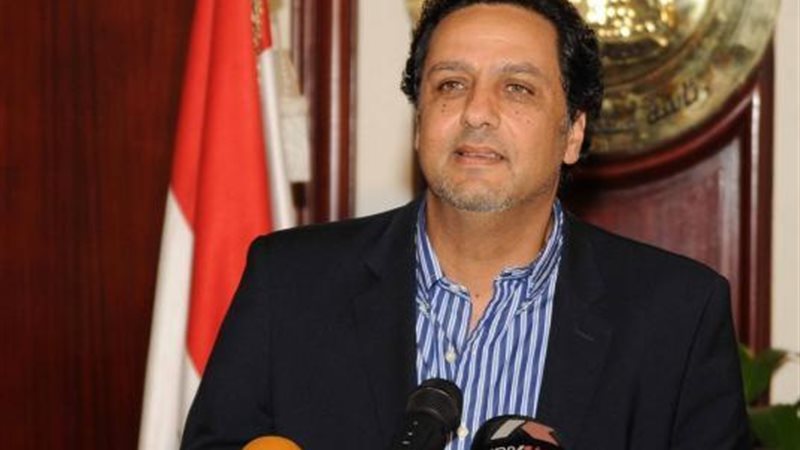 الدكتور حازم عبد