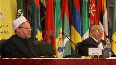 مفتي الجمهورية: مصر اعتنت بالقرآن الكريم تدريسا وتلاوة