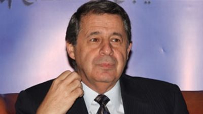 عدم جواز نظر طعن زوجة رشيد محمد رشيد ونجلته على التحفظ على أموالهم