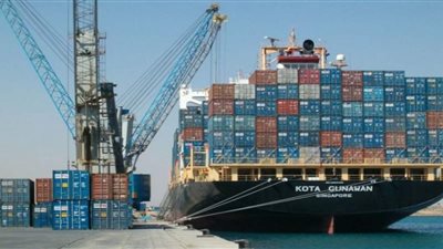 وصول 29 ألف طن ألومنيوم لميناء سفاجا