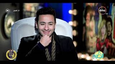 حمادة هلال يكشف سبب تسميته بهذا الاسم (فيديو)