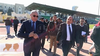 مدير أمن بورسعيد يتفقد ستاد المصري (صور)