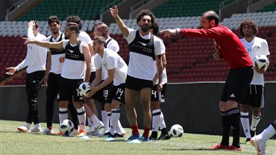 محمد صلاح يشارك في التدريبات الجماعية للمنتخب (فيديو وصور)