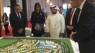 وزيرة الهجرة تفتتح الدورة الثانية لمعرض عقارات النيل «مصر بتقربلك» بأبو ظبي (صور)