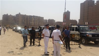 أمن الجيزة يواصل حملاته لإزالة إشغالات المنطقة الأثرية في الهرم