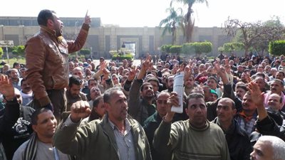 فض إضراب العاملين بشركة مصر إسبانيا بالقليوبية