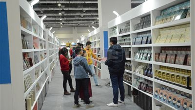 ٢١٠ ألف جنيه مبيعات تذاكر معرض الكتاب في يومه الأول