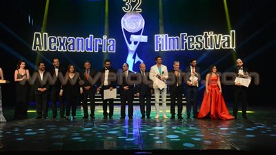 «المهن التمثيلية» تنظم الدورة الأولى من مهرجان الإسكندرية المسرحي