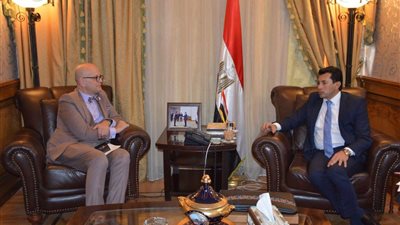 وزير الرياضة يستقبل ممثل صندوق الأمم المتحدة للسكان