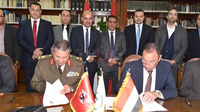 الأهلي يوقع بروتوكول تعاون مع جهاز مشروعات الخدمة الوطنية (صور)