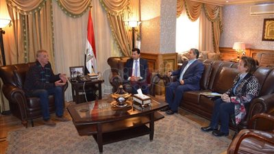 سر لقاء وزير الشباب بـ«محمود حميدة وسيد فؤاد»