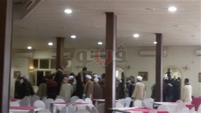 زحام وتدافع لاستلام شهادات أمان بحضور وزير القوى العاملة بقنا (صور)