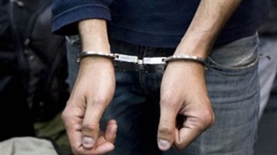 ضبط عاطل بتهمة «السمسرة» داخل وحدة مرور طوخ