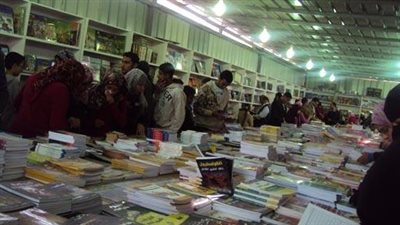 56 ألف جنيه مبيعات قصور الثقافة في أول أيام معرض الكتاب