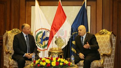 الوفد الوزاري يتعرف على تجربة مدينة كولن الألمانية في جمع المخلفات (صور)