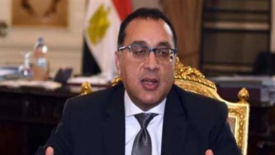 رئيس الوزراء يتابع إجراءات بدء تنفيذ المبادرة الرئاسية 