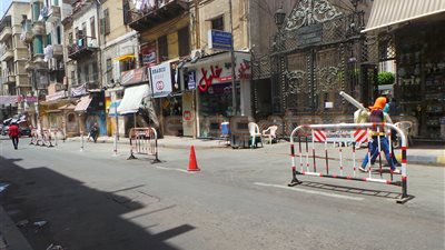 بالصور.. تكثيف أمني أمام بوابات الكنائس بالإسكندرية