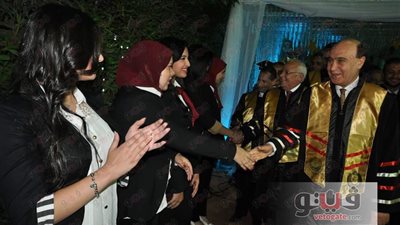 بالصور.. مميش ومحافظ بورسعيد يشهدان حفل تخرج طلاب الأكاديمية البحرية