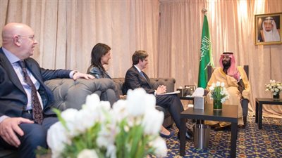 «بن سلمان» يبحث انتهاكات الحوثيين مع الدول دائمة العضوية بمجلس الأمن