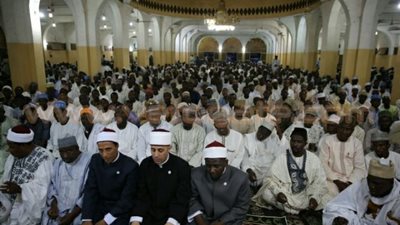 قافلة الأزهر بنيجيريا تعقد لقاء جماهيريا بمسجد الشيخ التيجاني