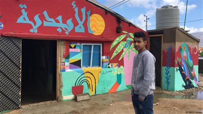 أطفال سوريا المنسيون في مخيمات اللجوء بلبنان