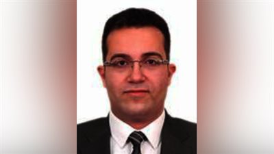 مدرس بالجامعة البريطانية يفوز بجائزة الدولة التشجيعية للعلوم