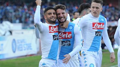 «نابولي» يتقدم أمام بولونيا 2/ 1 بالشوط الأول (فيديو)