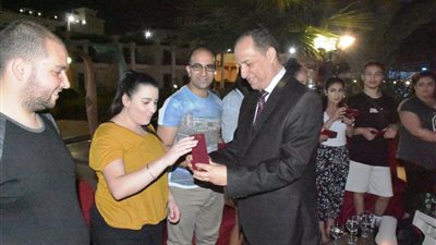 تفاصيل لقاء نائب محافظ أسوان بوفد الجالية المصرية بأستراليا (صور)