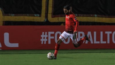 حسين الشحات يحرز الهدف الأول للأهلي في المقاصة