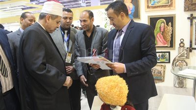 علي خليل: مشاركة الأزهر بمعرض الكتاب تعكس الإيمان بأهمية العلم