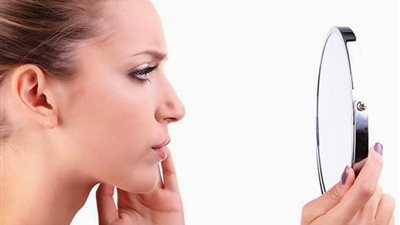 أسهل الطرق الطبيعية لمنع ظهور الشعر الزائد