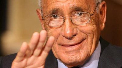 الأستاذ هيكل ومشوار 74 سنة صحافة