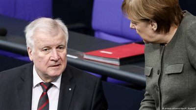 وزير الداخلية الألماني يغيب عن قمة الاندماج في برلين