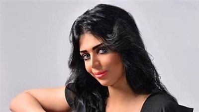 استدعاء الراقصة شمس ووالدتها في بلاغ سعد الصغير