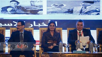 بالصور.. سحر نصر: وضعنا برنامجا متكاملا لبناء قدرات الشباب