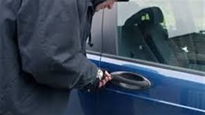 صاحب محل قطع غيار يسرق ٥١ سيارة ويبيعها خردة في أكتوبر