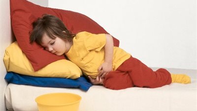 6 نصائح تحمي طفلك من التسمم الغذائي في المدرسة