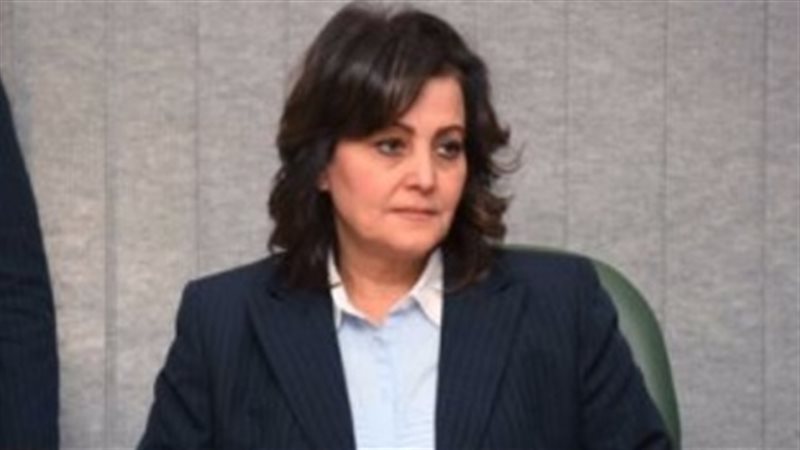 الدكتورة منى محرز