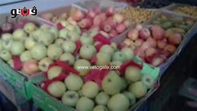 بالفيديو.. تباين أسعار الخضراوات والفواكه في الأسواق