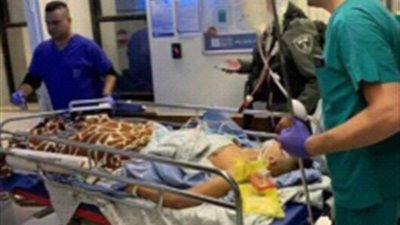 الاحتلال يعتقل طفلا فلسطينيا وهو يتلقى العلاج بعد إصابته بالرصاص