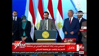 بالفيديو.. السيسي لـ«شاب»:«إنت لو قعدت مع الناس الغلابة هتتعلم»