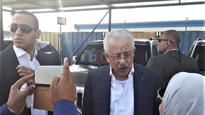 وزير التعليم من أسيوط: جار توزيع التابلت بالتعاون مع وزارة الاتصالات