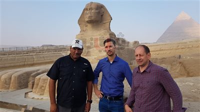 وزير الدولة للشئون الخارجية السلوفاكي يزور منطقة الأهرام (صور)