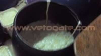 بالصور.. إعدام كميات من «الممبار» مجهول المصدر بالشرابية