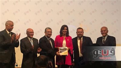 بالصور.. جامعة الإسكندرية تحتفل بمجدي يعقوب وهشام العسكري