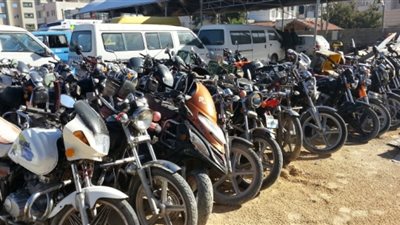 ضبط 800 مخالفة مرورية و21 دراجة نارية غير مرخصة في قنا