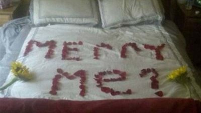 بالفيديو والصور.. أسوأ اقتراحات الزواج في العالم