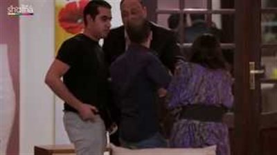 بالفيديو.. شاهد ماذا فعل رجل مع شاب تقدم لخطبة أبنته