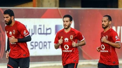 هشام محمد ينتظم في مران الأهلي الجماعي