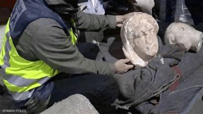 الشرطة الإسبانية تعتقل تاجر آثار ليبيا تابعا لتنظيم داعش